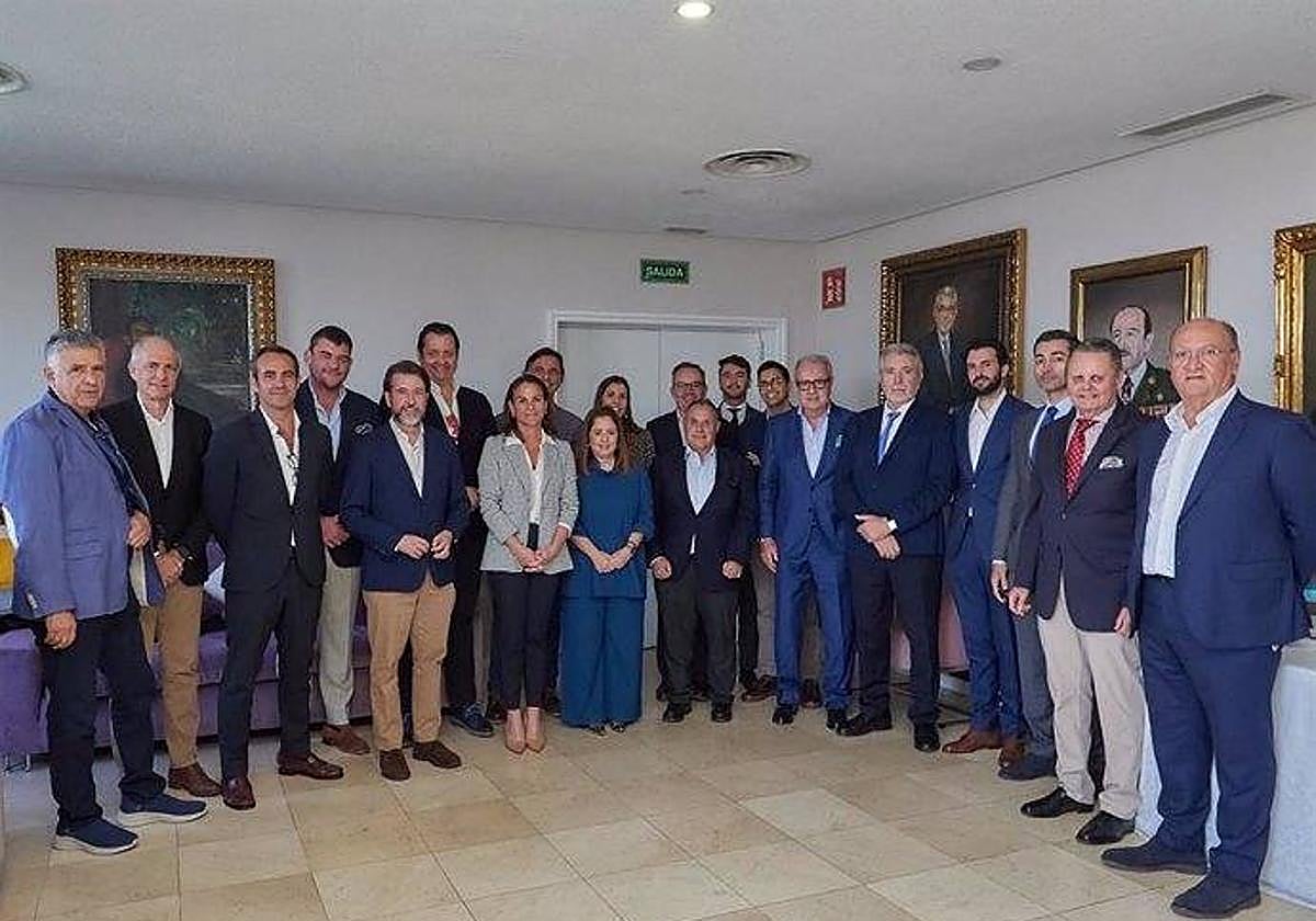 Miembros del Foro por el Progreso de Tenerife.