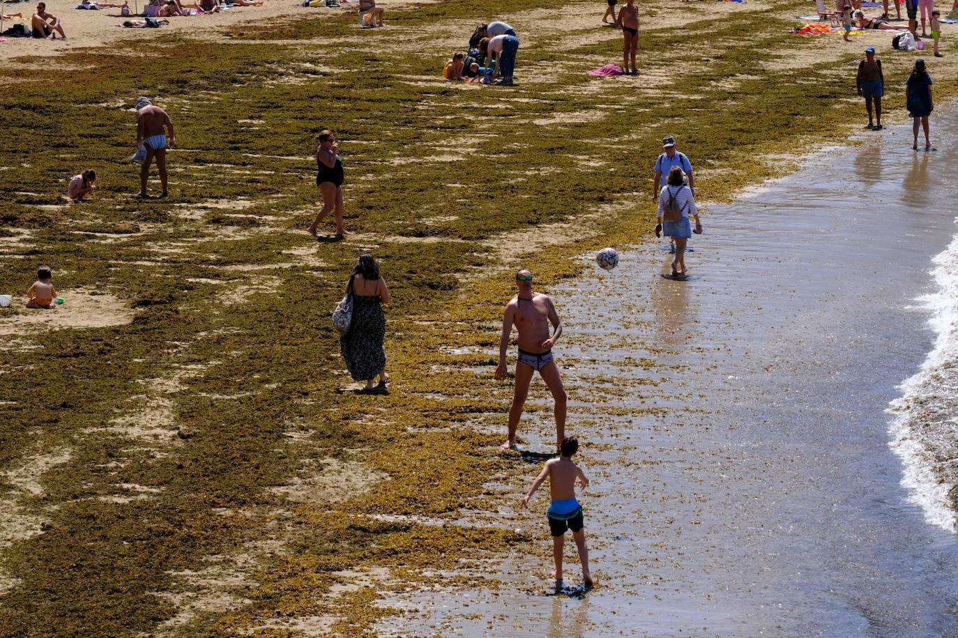 Playa, compras y paseos por la capital grancanaria este Jueves Santo