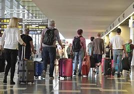 Aspecto que presentaba este domingo el aeropuerto de Gran Canaria.