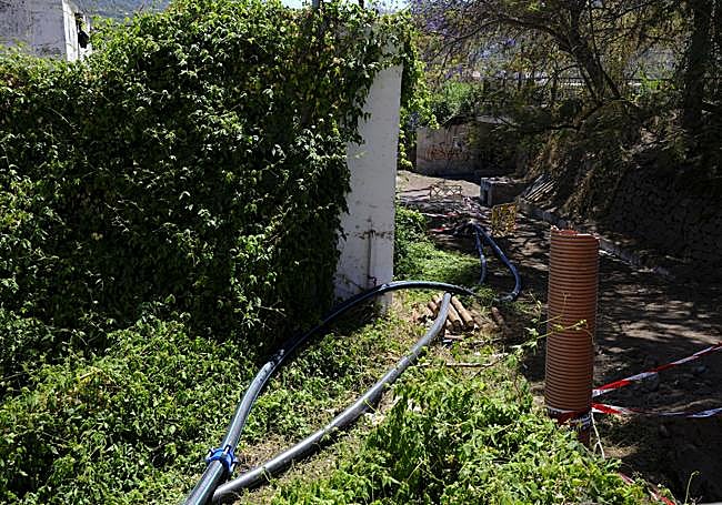 Imagen de un tramo de las tuberías provisionales.