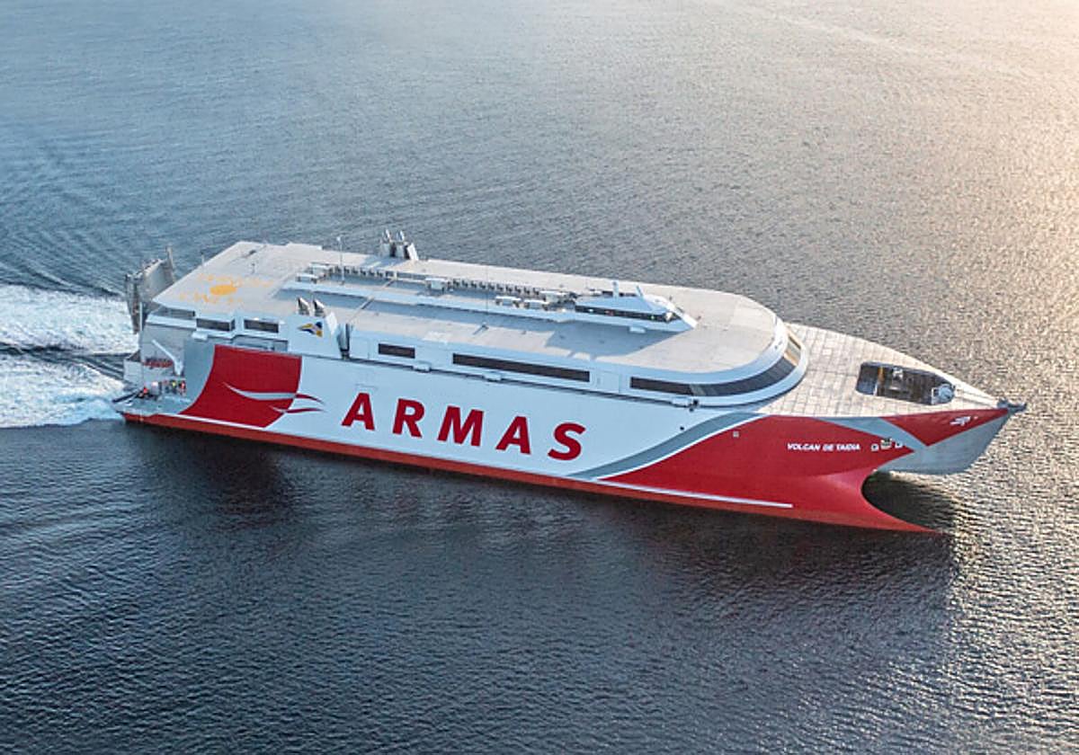 El fast ferry más moderno del Grupo Armas Trasmediterránea viaja los fines de semana a Morro Jable