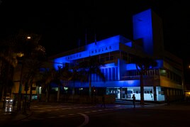 La Casa Palacio se viste de azul en apoyo a las personas con autismo