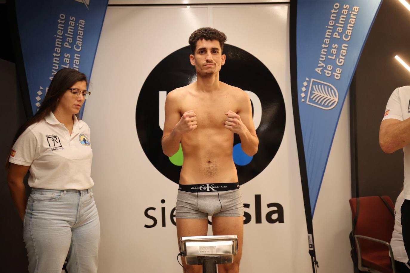 El pesaje para el Campeonato de Canarias de Boxeo, en imágenes
