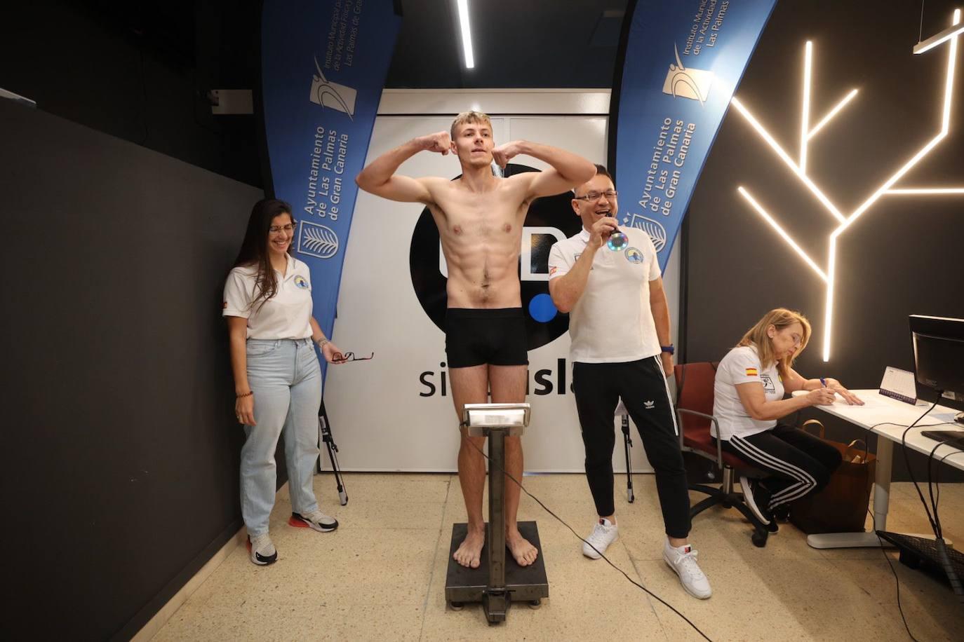 El pesaje para el Campeonato de Canarias de Boxeo, en imágenes