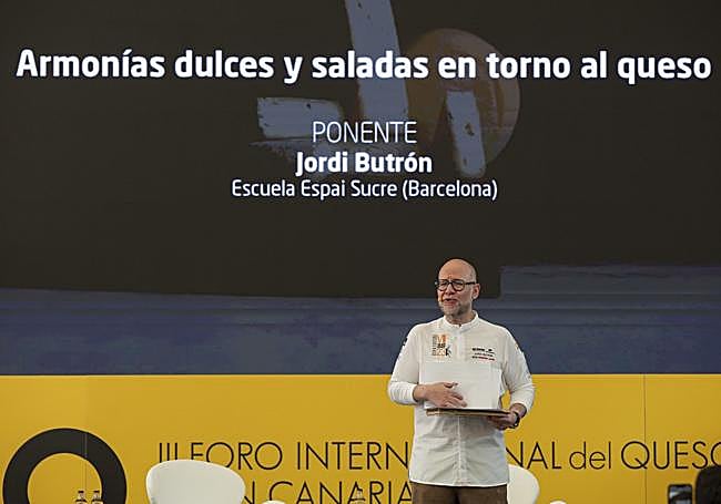 Jordi Butrón ofreció una demostración de cocina durante este lunes.