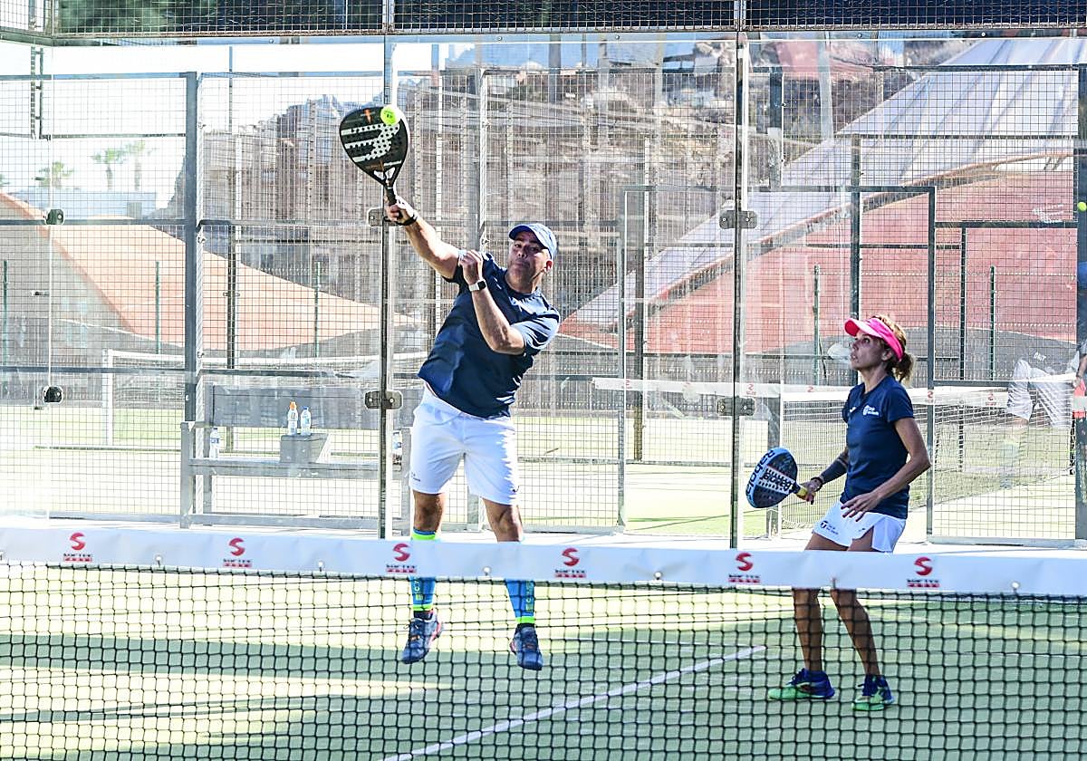 Foto ganadores de pareja mixta del año pasado.