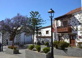 Fachada de las Casas Consistoriales del Ayuntamiento de Valsequillo.