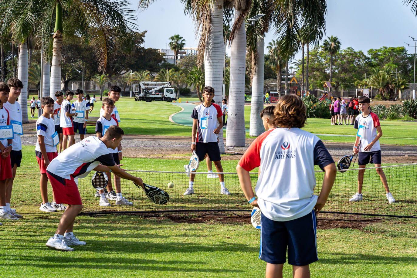 La XIII Carrera Solidaria, en imágenes