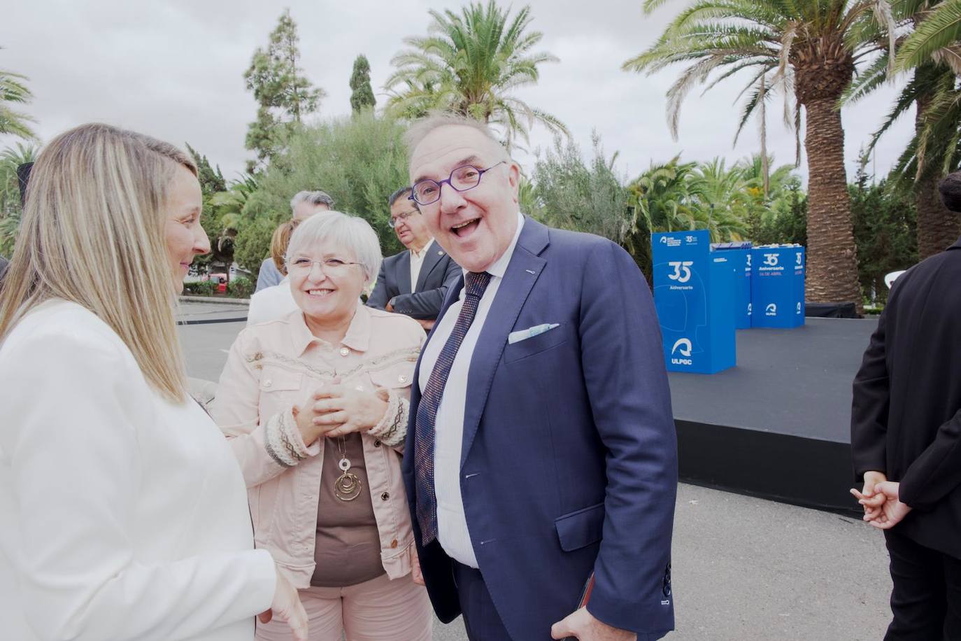 Honores en el 35 aniversario de la ULPGC