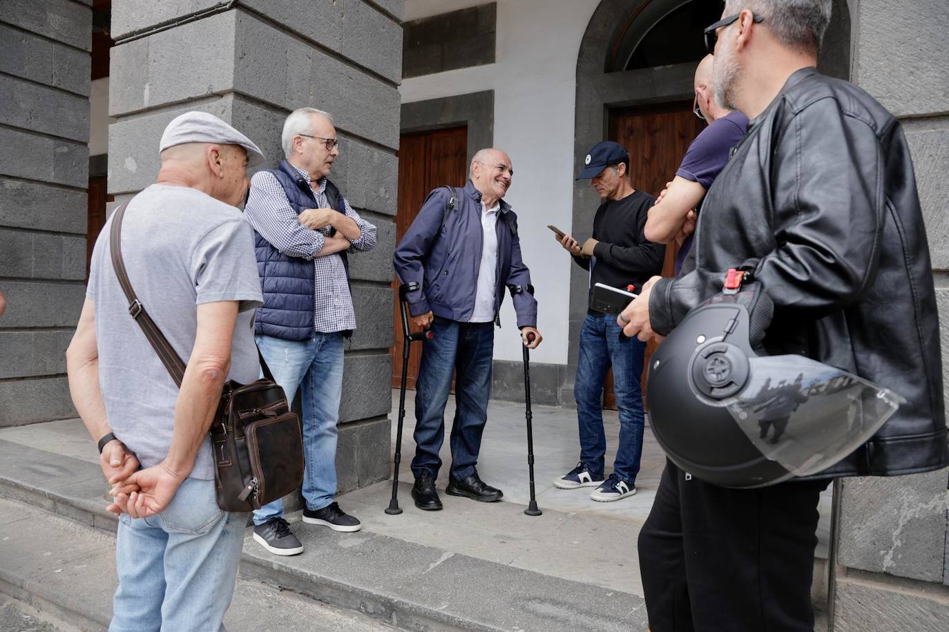 Concentración vecinos de La Isleta en Santa Ana