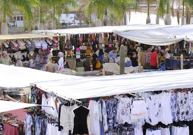 El mercadillo de Maspalomas, en su emplazamiento actual, en el Parque Europeo.