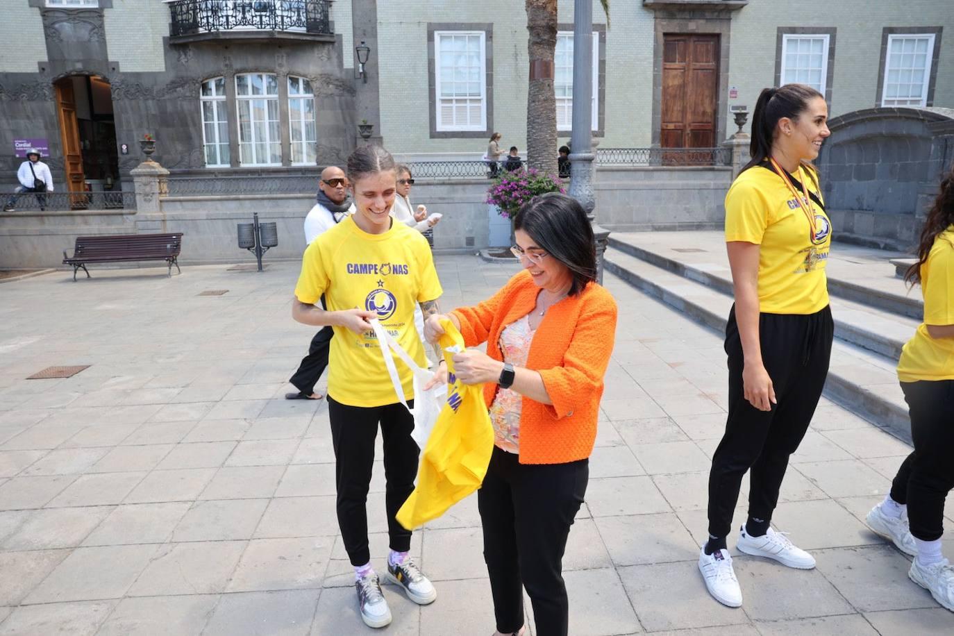El Ayuntamiento de Las Palmas de Gran Canaria recibe al SF Hidramar