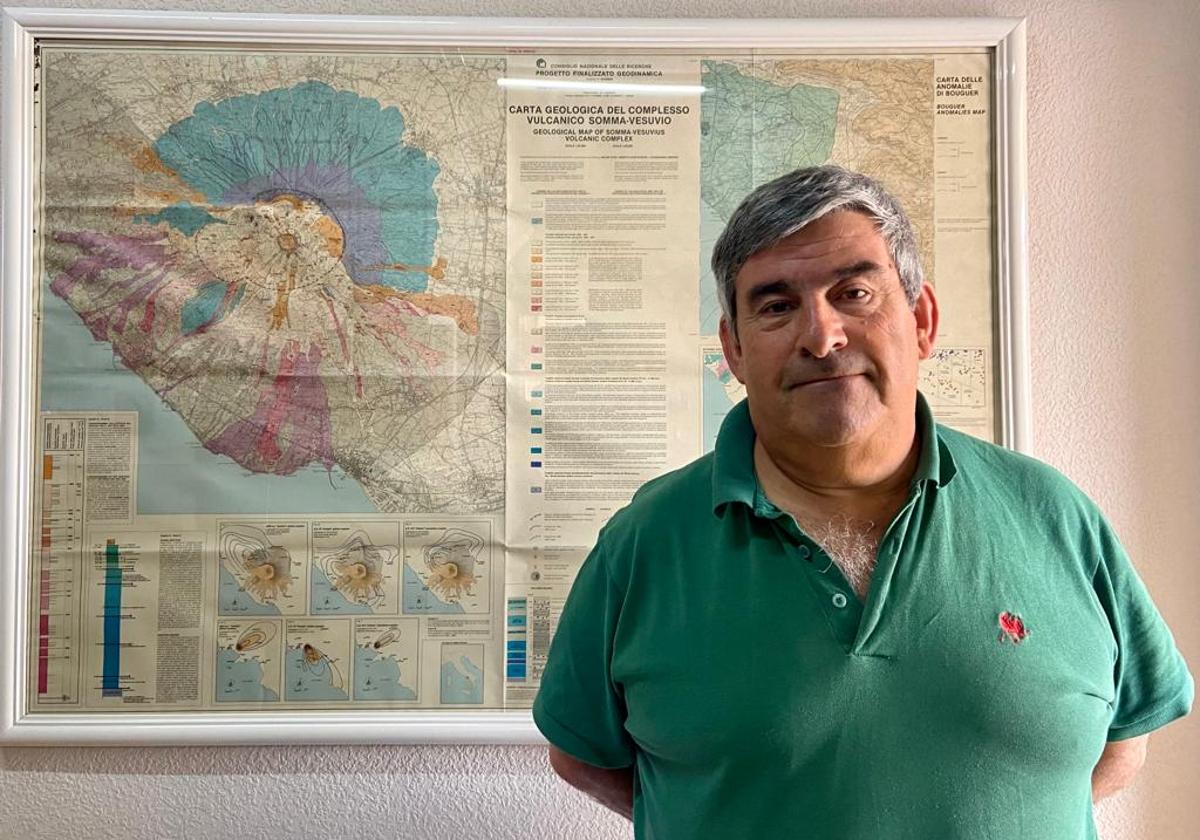 Ramón Casillas, catedrático de Petrología y Geoquímica de la Universidad de La Laguna.