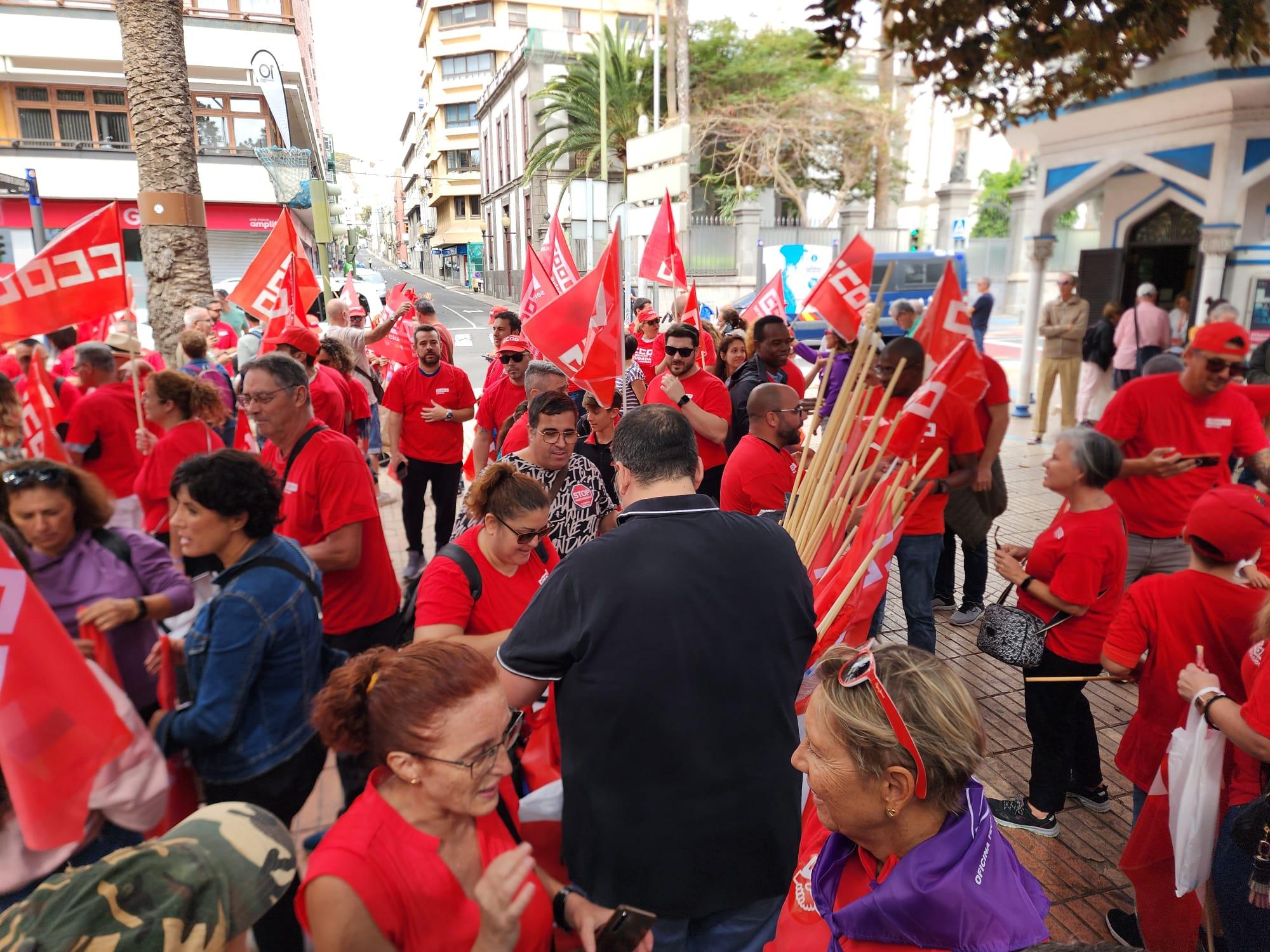La manifestación en Gran Canaria por el Día Internacional de los Trabajadores, en imágenes