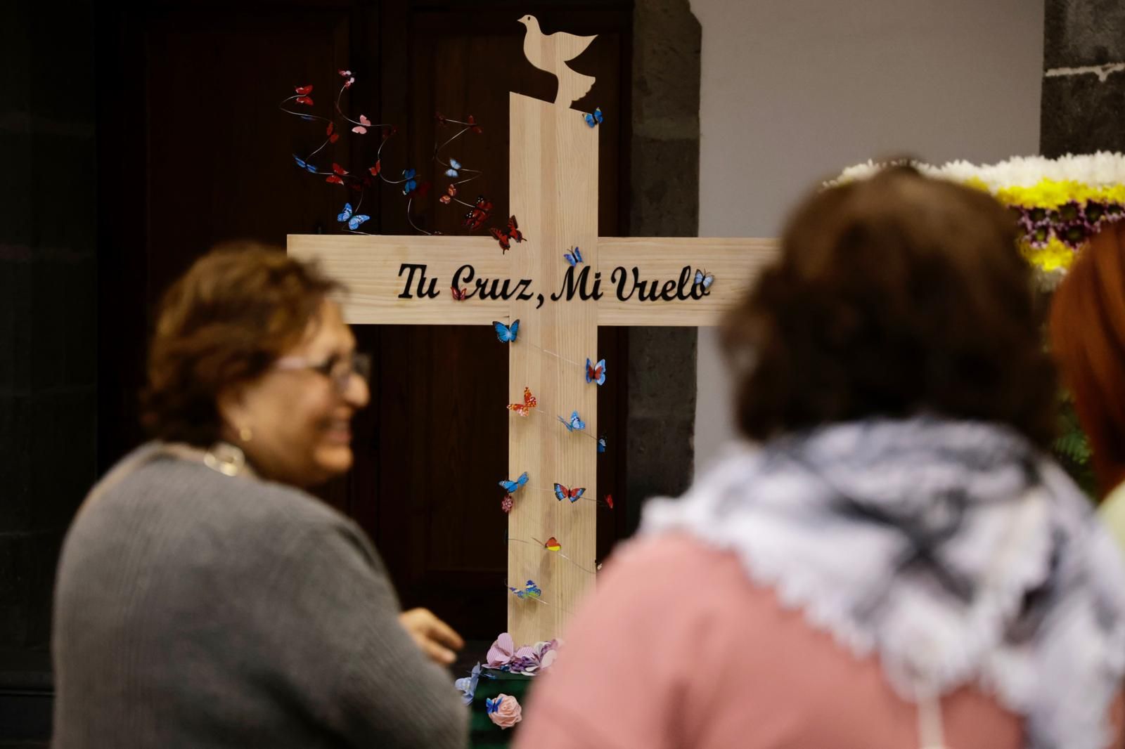 La inauguración de la Exposición de cruces, en imágenes