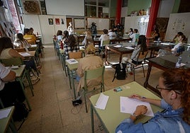 Imagen de archivo de oposiciones de maestros y maestras de Primaria en la capital grancanaria en 2022.