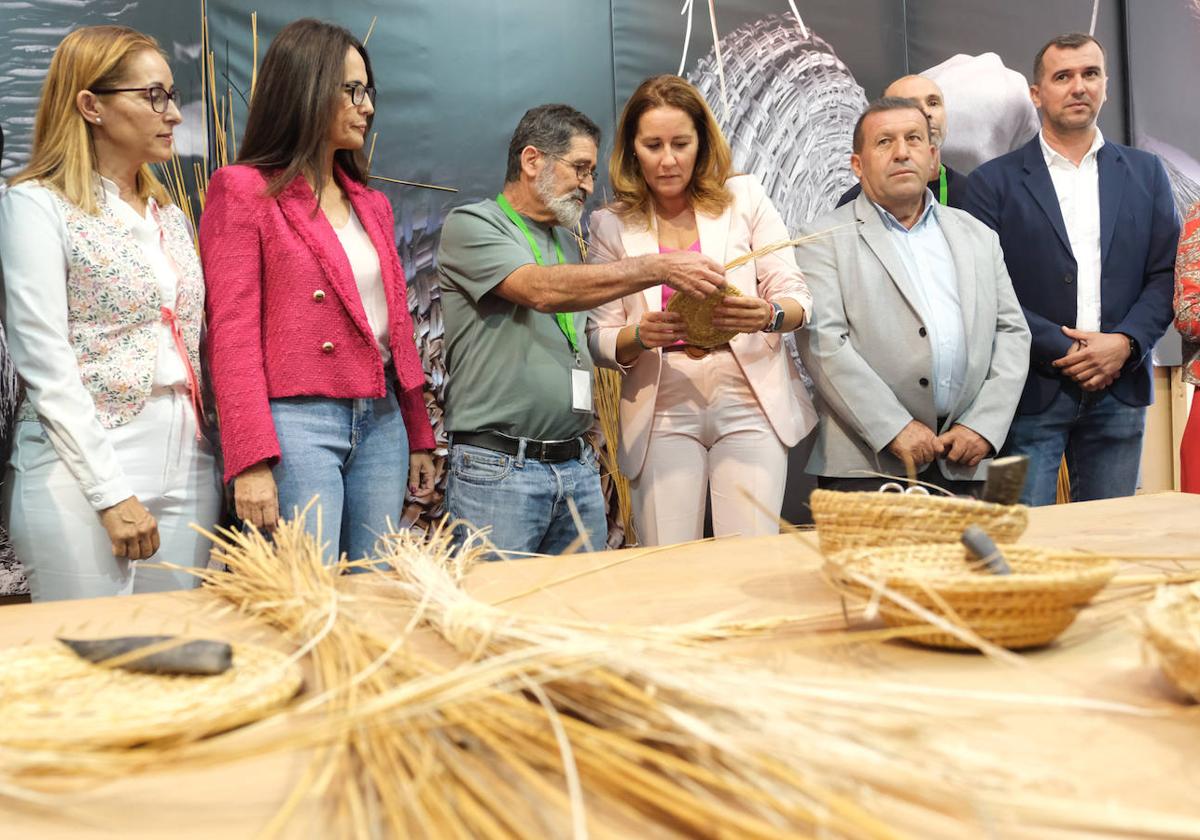 Uno de los momentos de la inauguración de la 35 Feria Insular de Artesanía.
