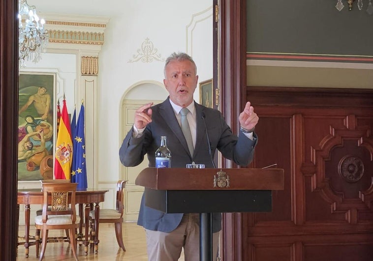 El ministro Ángel Víctor Torres compareció este viernes en rueda de prensa.