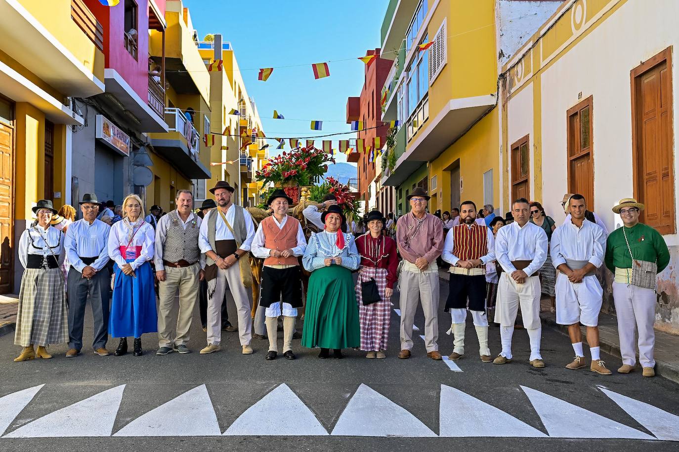 San Isidro vive con devoción su romería ofrenda