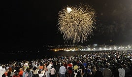 Voladores durante la celebración de las fiestas fundacionales de la ciudad.