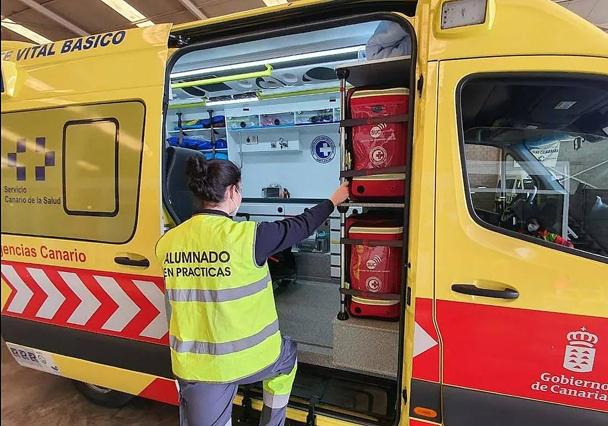 Herido un hombre tras caer desde una altura de tres metros en Puerto de ...