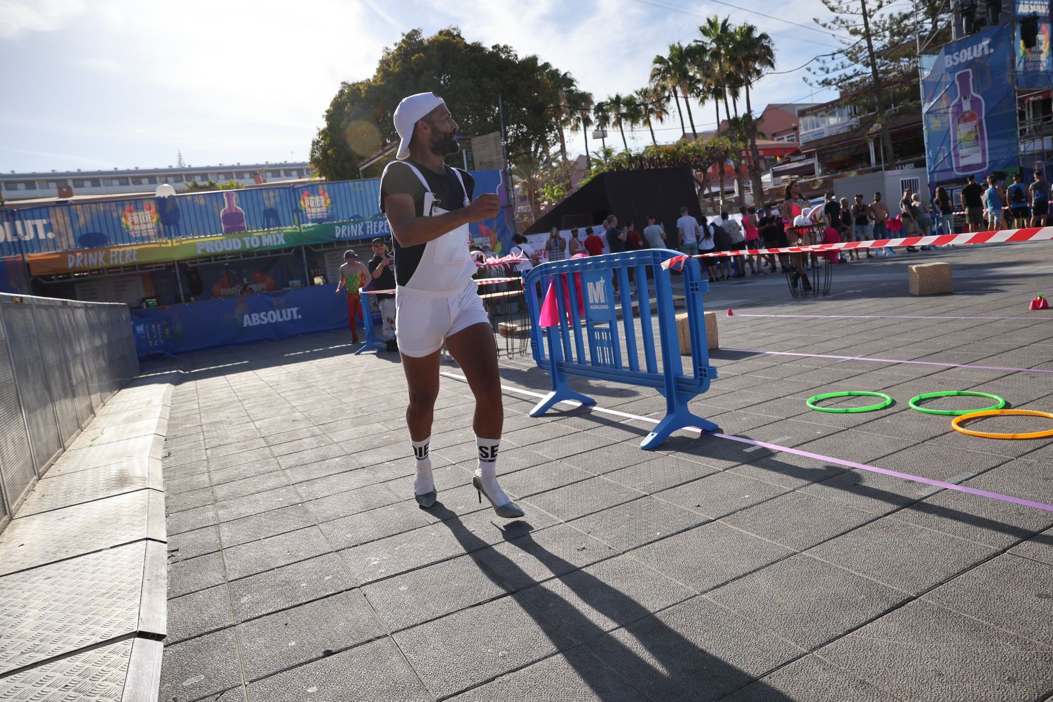 La carrera de tacones de Maspalomas Pride, en imágenes