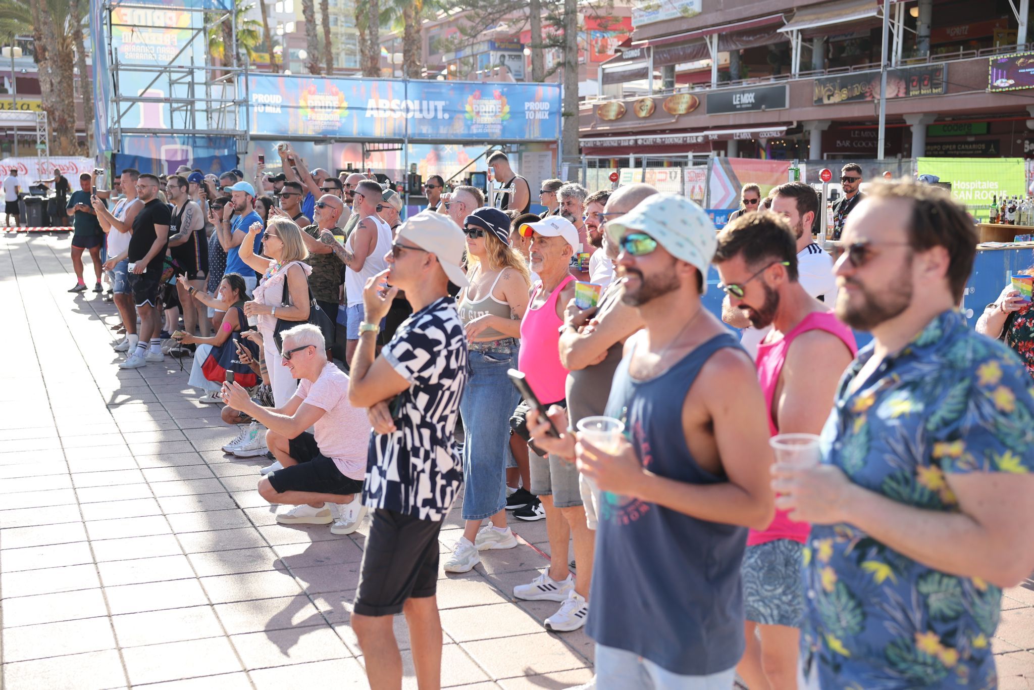 La carrera de tacones de Maspalomas Pride, en imágenes