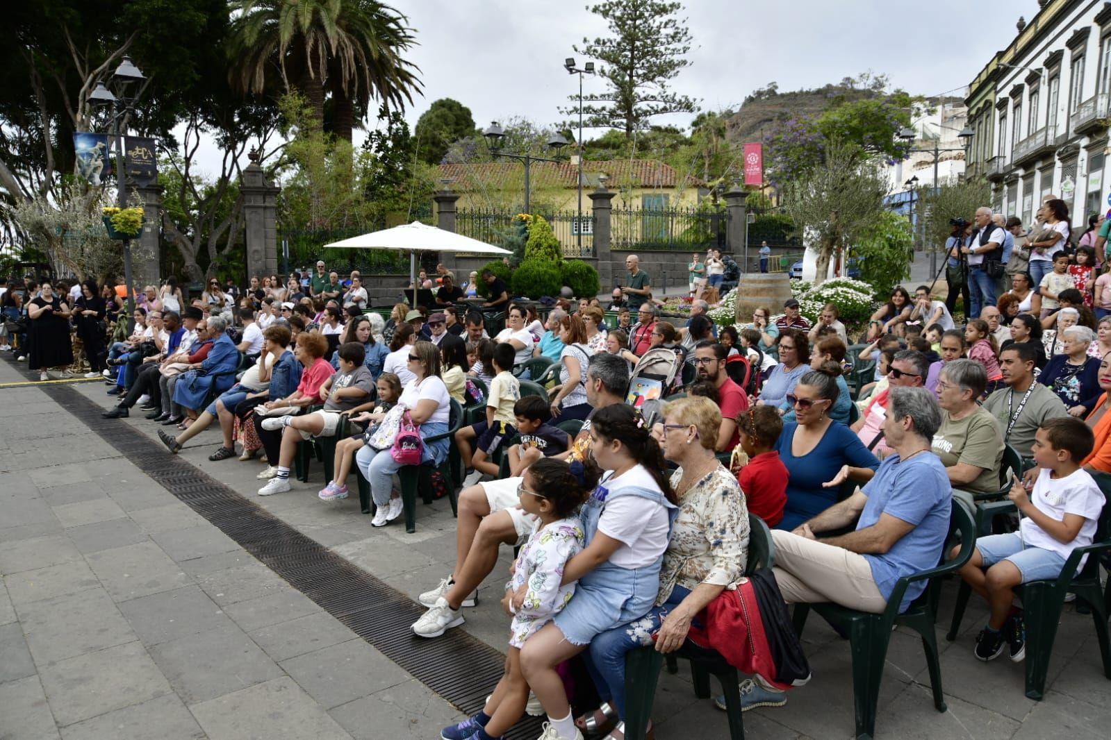 Arucas ya presume de piedra y flor