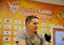 Jaka Lakovic en rueda de prensa.