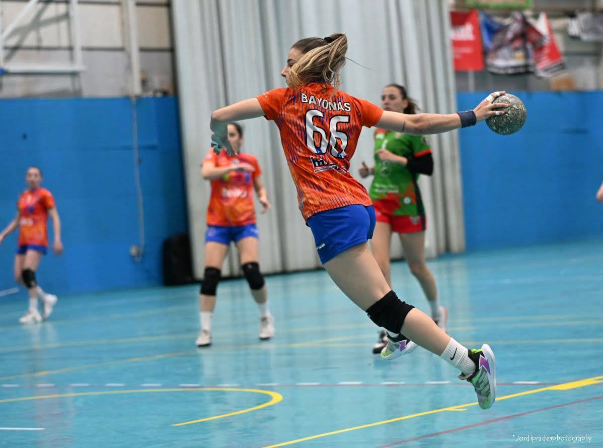 Bayonas, durante un encuentro.