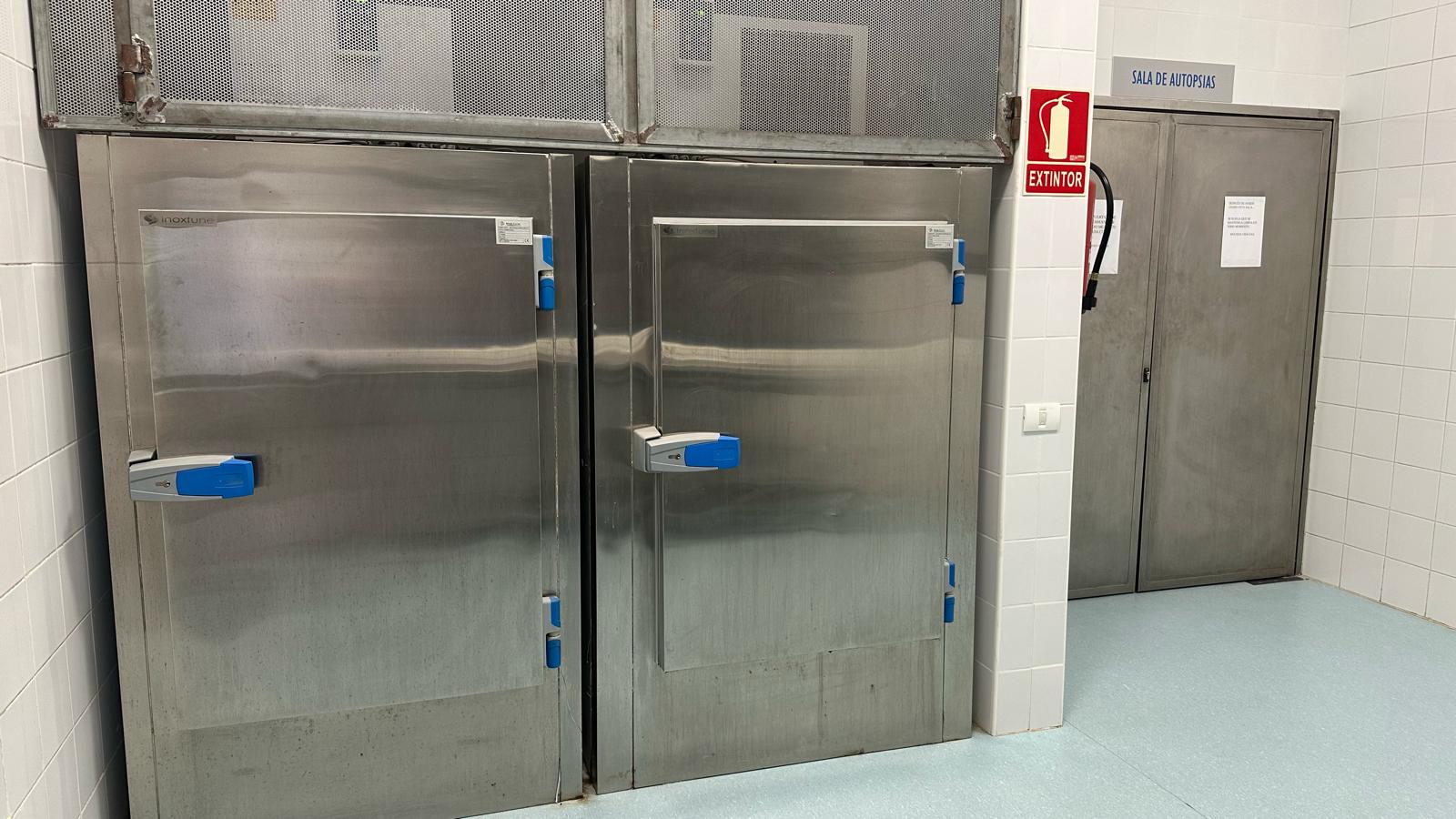 Las dos cámaras de frío de la delegación de La Gomera del Instituto de Medicina Legal de Santa Cruz de Tenerife.