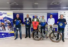 Foto de familia de la presentación.