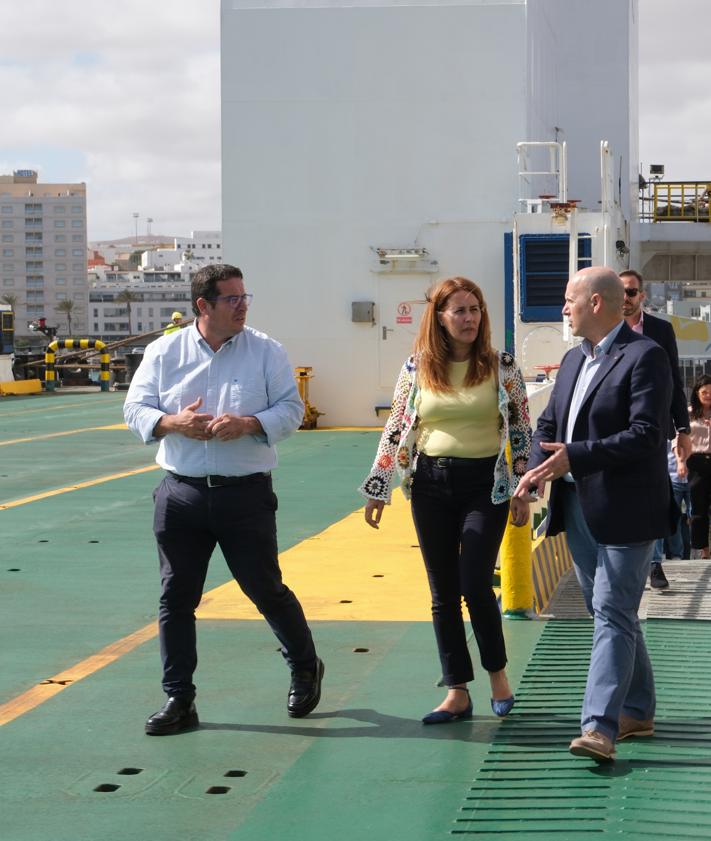 Imagen secundaria 2 - Fred. Olsen presenta el Bentayga Cargo, la nueva conexión entre tres islas