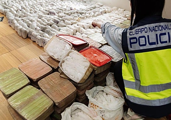 Un envío a Tenerife de cocaína oculta en dos lavadoras llevó a la caída del punto de distribución que tenía el cartel de Sinaloa en España.