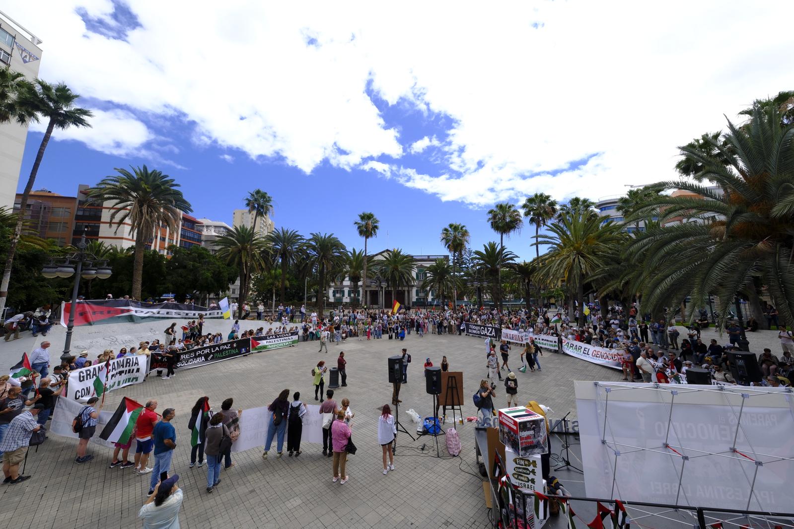 La manifestación a favor de Palestina en Las Palmas de Gran Canaria, en imágenes