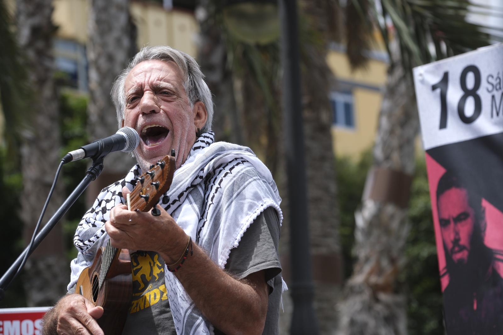 La manifestación a favor de Palestina en Las Palmas de Gran Canaria, en imágenes
