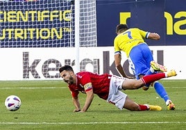 Kirian, por los suelos, en un lance del juego.