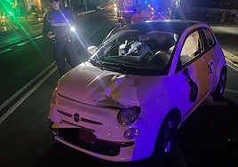 Imagen del vehículo accidentado tras la intervención de los bomberos.