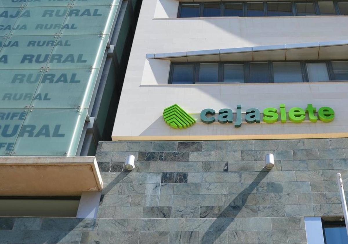 Cajasiete, la entidad financiera más solvente de las que operan en Canarias