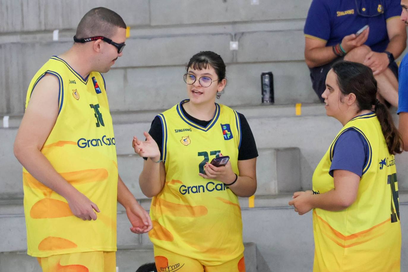 Imagen principal - Nueva jornada del Proyecto Suma del CB Gran Canaria en Baloncesto Sin Límites – Plátano de Canarias