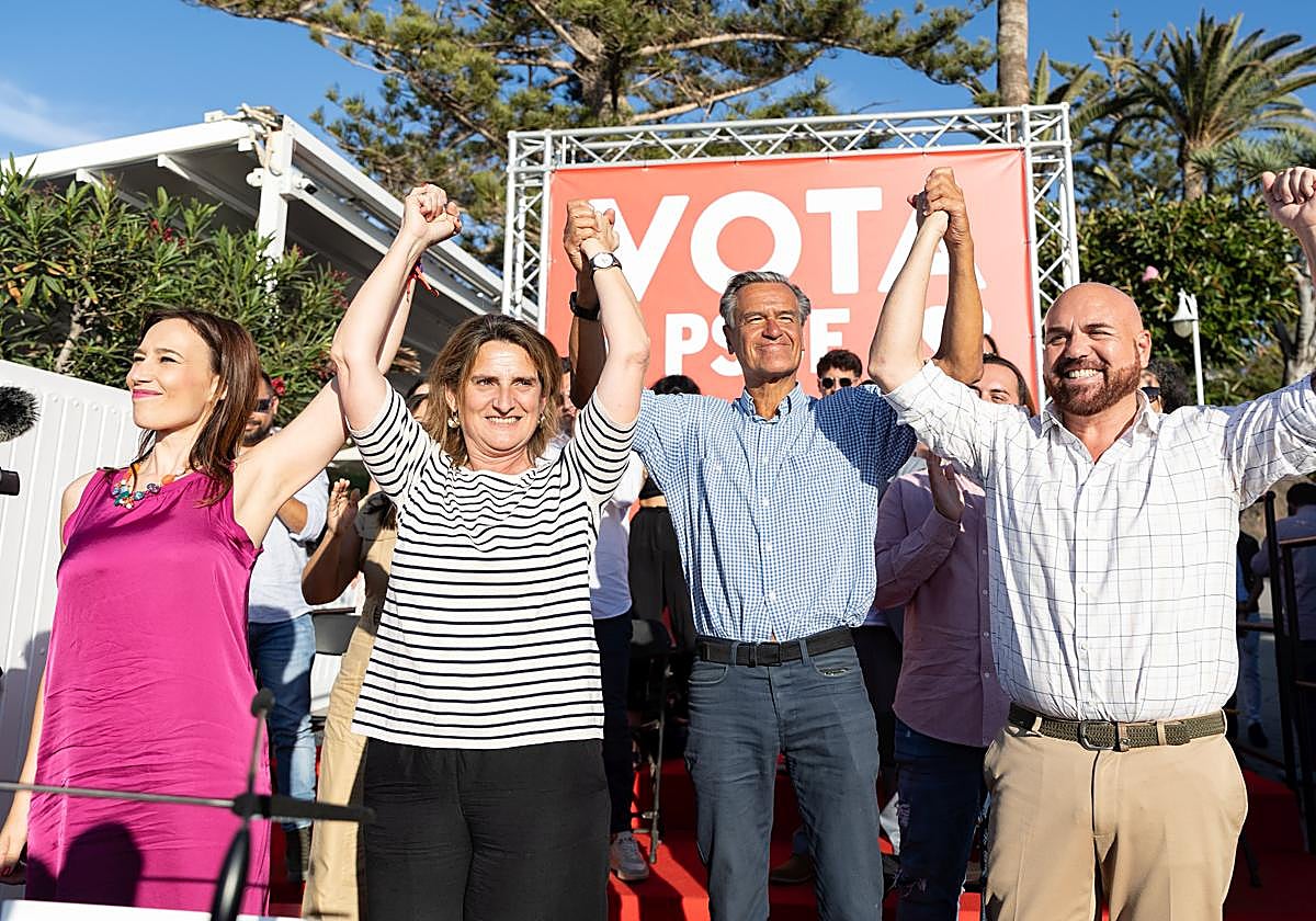 Teresa Ribera participa en un acto de campaña en Tenerife
