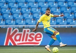 Jesé, con la equipación amarilla.