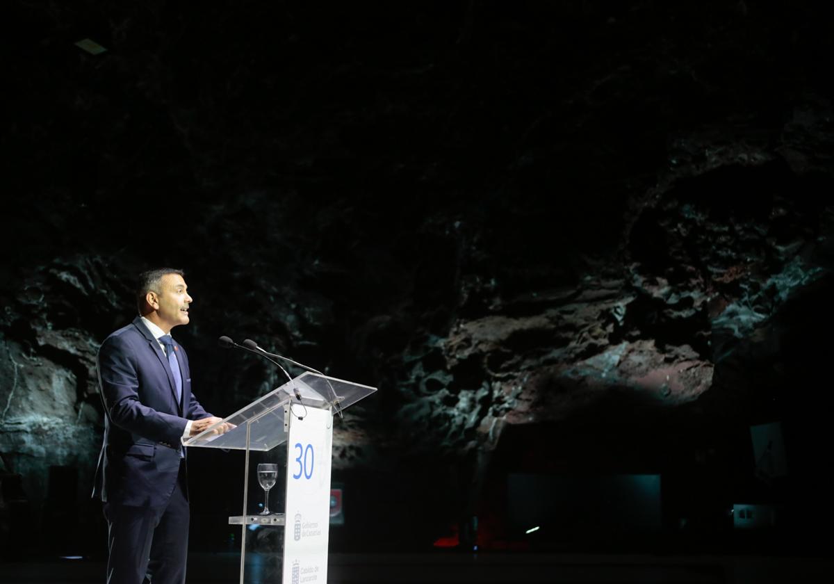 Betancort hace énfasis en «el orgullo de ser canario»