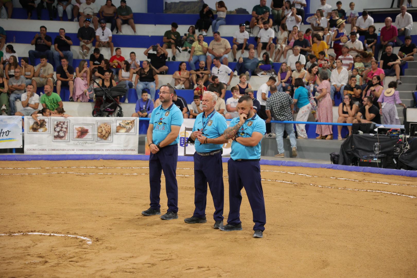 Las imágenes de la gran fiesta de la Luchada Institucional en Vecindario