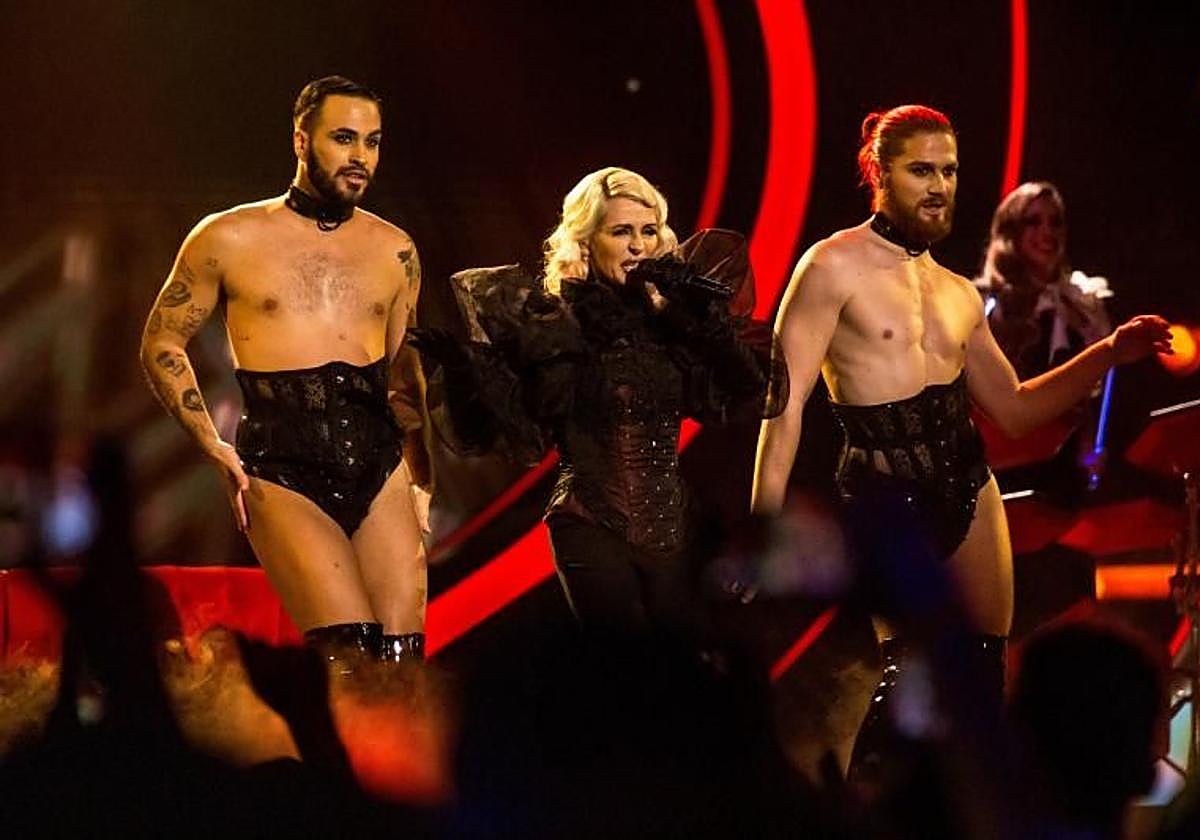 Nebulosa durante su actuación en el festival Eurovisión de 2024.