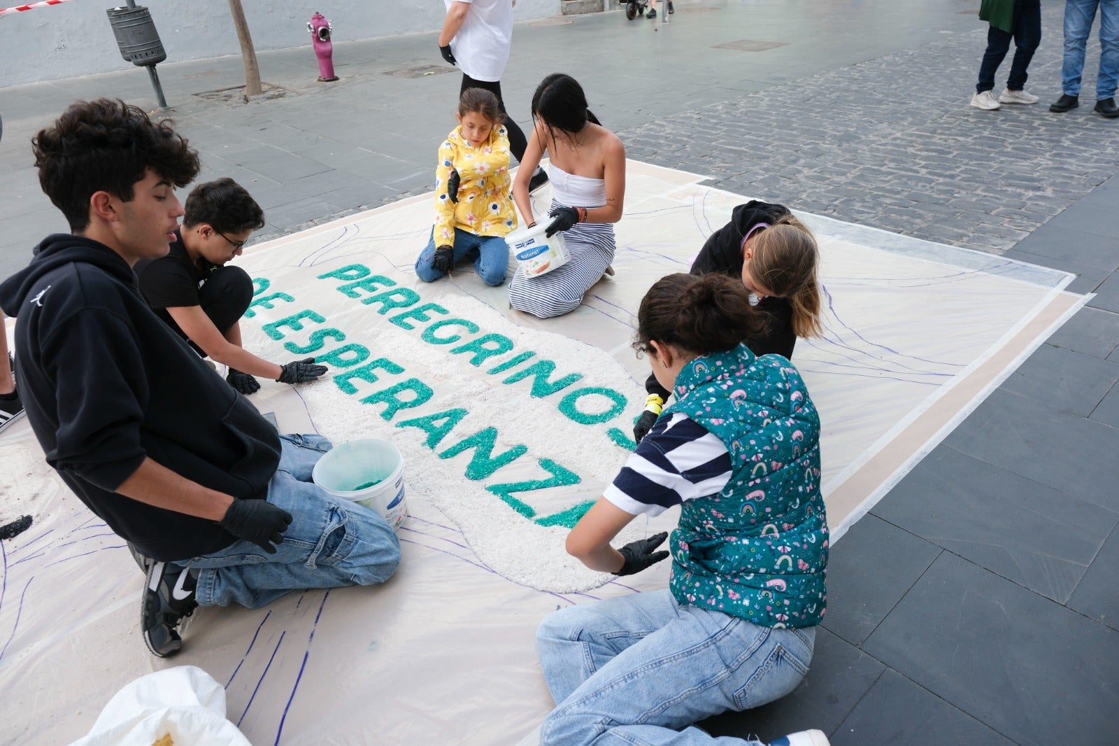 Flores, pasión y serrín en Vegueta