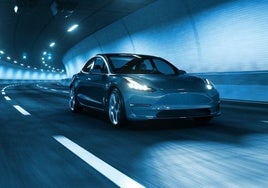 Baterías de sodio y recarga inalámbrica. Coches eléctricos más baratos y mayor autonomía