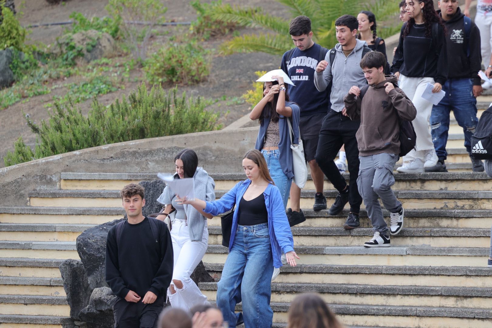 El inicio de las pruebas de la selectividad en Canarias, en imágenes