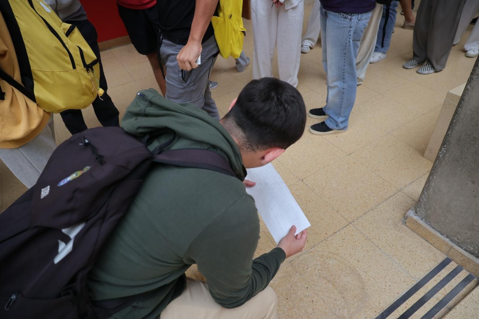 El inicio de las pruebas de la selectividad en Canarias, en imágenes