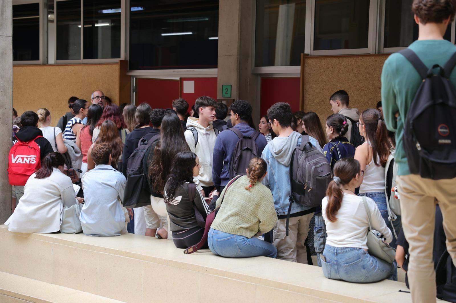 El inicio de las pruebas de la selectividad en Canarias, en imágenes